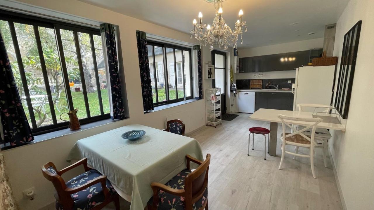 Au Puits De L'Abbaye Apartment Бурж Екстериор снимка