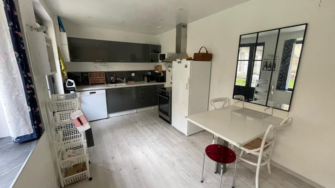 Au Puits De L'Abbaye Apartment Бурж Екстериор снимка
