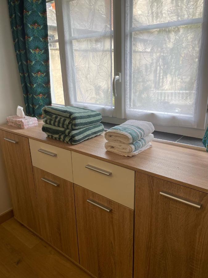 Au Puits De L'Abbaye Apartment Бурж Екстериор снимка
